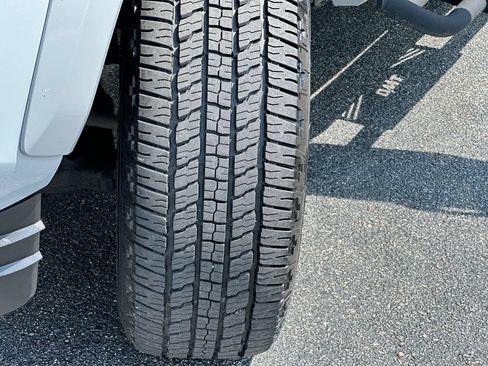 Used 2018 Toyota Tacoma TRD Sport RWD image 25