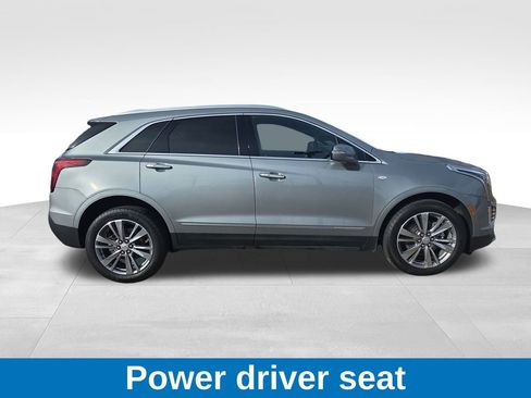 Used 2025 Cadillac XT5 Premium Luxury image 7