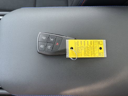 Used 2025 Chevrolet Blazer EV RS w/ Super Cruise Package image 39