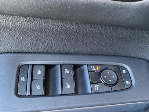 Used 2024 Nissan Pathfinder Rock Creek AWD/4WD image 25