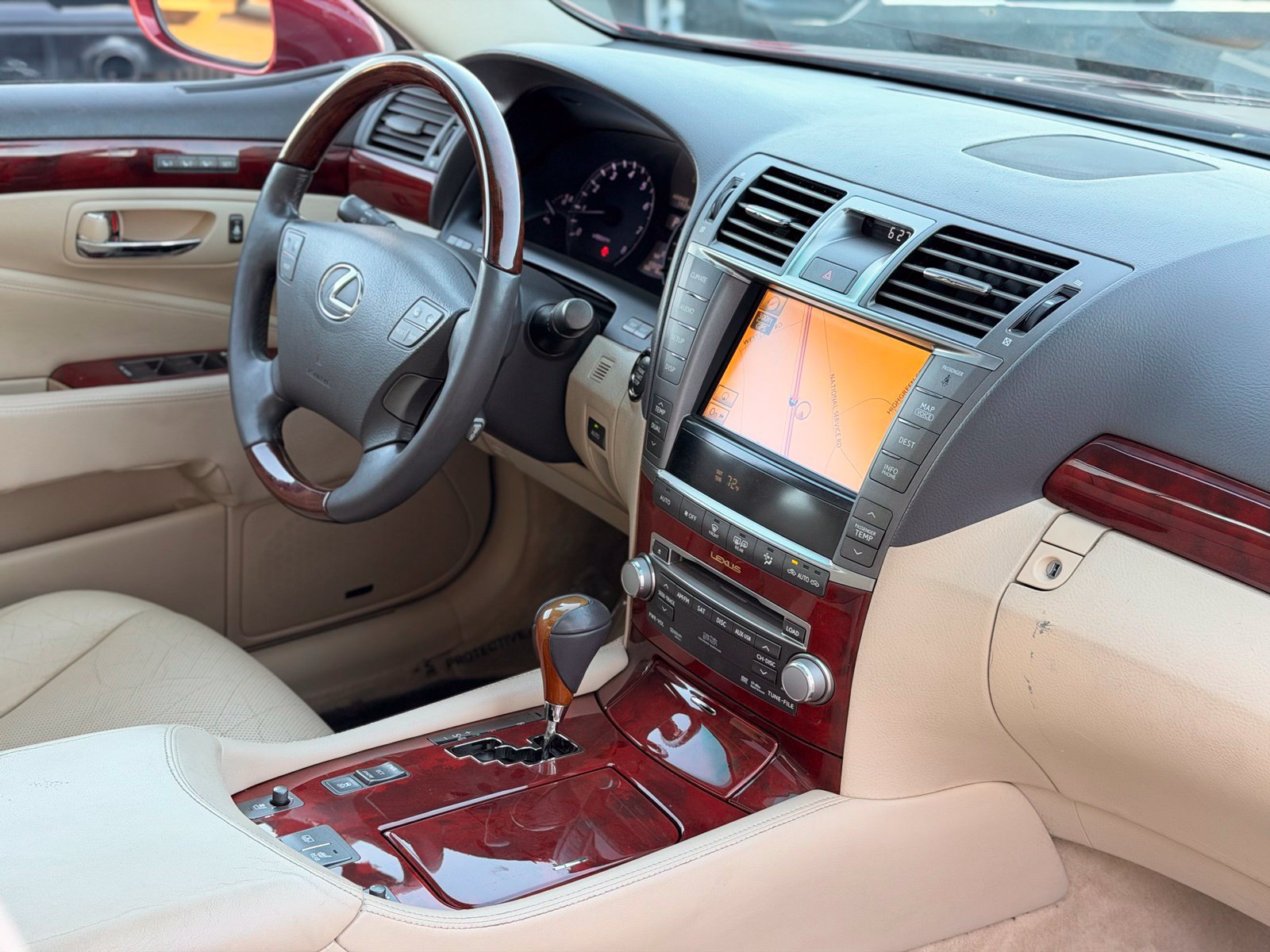 Used 2011 Lexus LS 460 AWD w/ Luxury Value Edition image 44