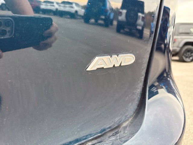 Used 2025 Chrysler Pacifica Pinnacle AWD/4WD image 22