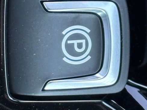 New 2026 Chevrolet Colorado Trail Boss AWD/4WD image 34