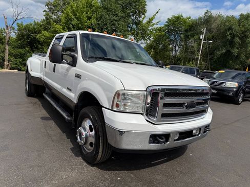 Used 2005 Ford F350 4x4 Crew Cab DRW Super Duty image 4