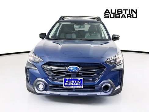 Used 2023 Subaru Outback Onyx Edition image 2