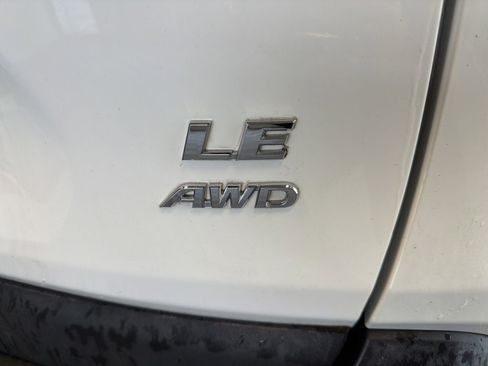 Used 2019 Toyota RAV4 LE w/ All Weather Liner Package AWD/4WD image 7