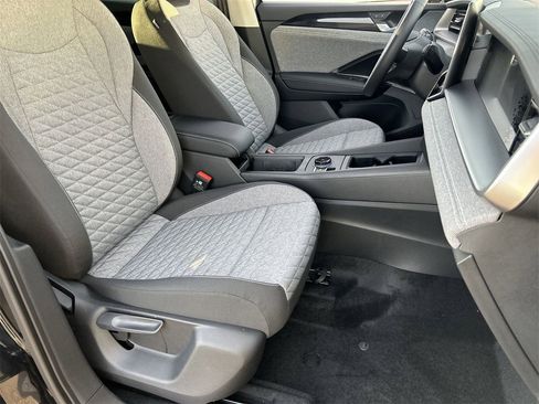 New 2026 Volkswagen Tiguan S image 7