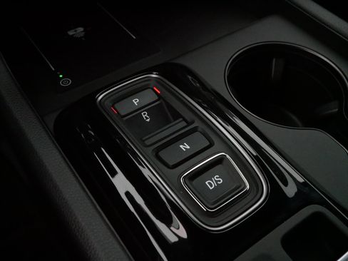 Certified 2025 Honda Pilot TrailSport image 24