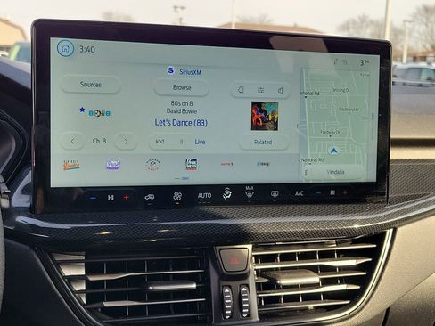 Certified 2025 Ford Escape ST-Line w/ Tech Pack #1 image 27