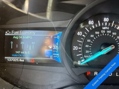 Used 2017 Ford Fusion SE w/ Fusion SE Technology Package FWD image 9