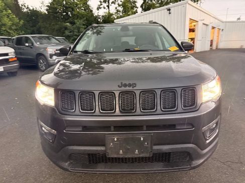 Used 2020 Jeep Compass Latitude AWD/4WD image 3