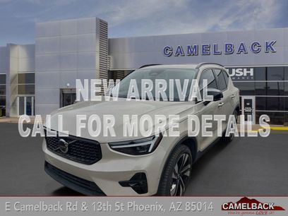 Used 2025 Volvo XC40 B5 Plus w/ Climate Package