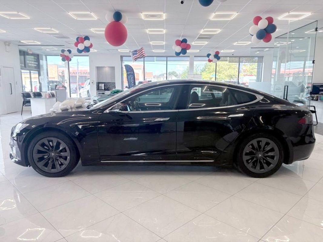 Used 2019 Tesla Model S 100D AWD/4WD image 4