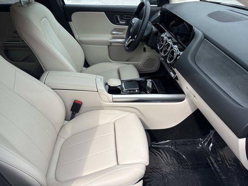 Used 2023 Mercedes-Benz GLA 250 image 32