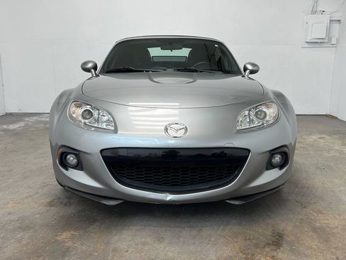 Used 2014 MAZDA MX-5 Miata Sport RWD image 2