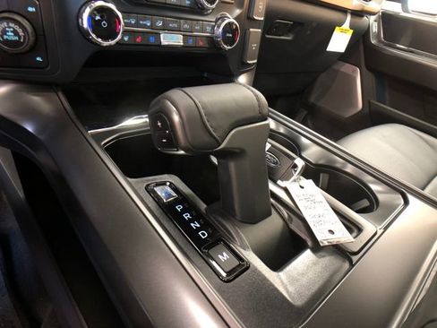 New 2025 Ford F150 Lariat w/ Equipment Group 502A High image 19