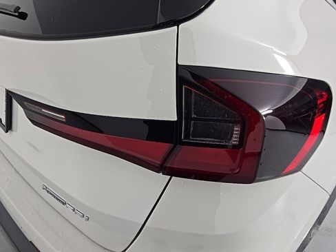 Certified 2024 BMW X1 xDrive28i w/ Technology Package image 7