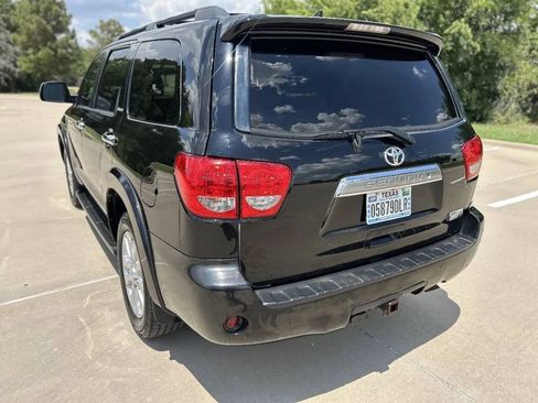 Used 2016 Toyota Sequoia Platinum RWD image 8