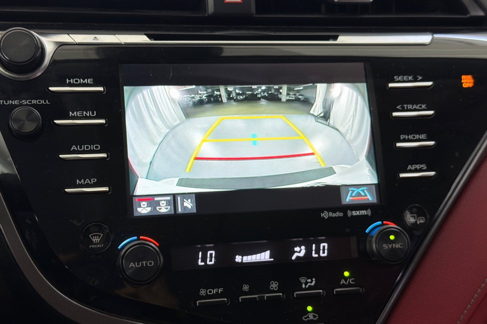 Used 2019 Toyota Camry XSE w/ Carpet Mat Package FWD image 20