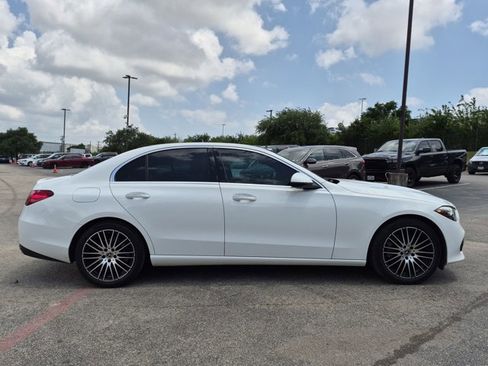 Used 2022 Mercedes-Benz C 300 Sedan image 4