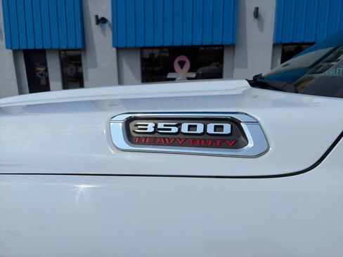 Used 2022 RAM 3500 Limited AWD/4WD image 10
