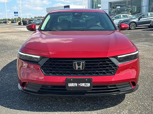 Used 2023 Honda Accord EX-L image 11