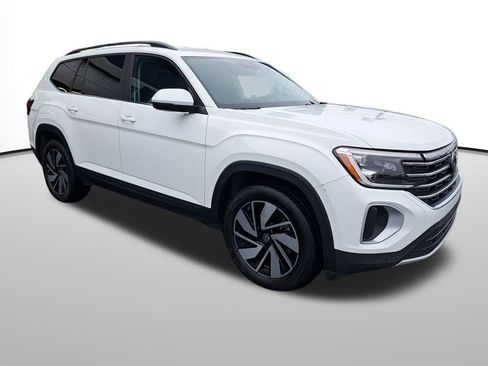 Used 2024 Volkswagen Atlas SE image 8