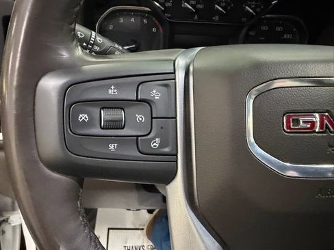 Used 2022 GMC Sierra 1500 SLT w/ SLT Premium Plus Package AWD/4WD image 17