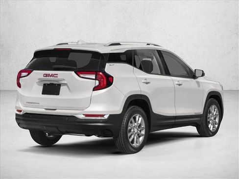 Used 2024 GMC Terrain SLE image 15