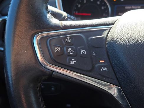 Used 2021 Chevrolet Equinox LT w/ Driver Convenience Package FWD image 21