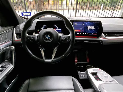 Used 2024 BMW X1 xDrive28i AWD/4WD image 5