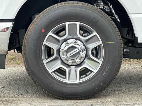 New 2026 Ford F350 Lariat image 29