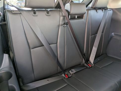 Certified 2024 Toyota Highlander XLE image 21