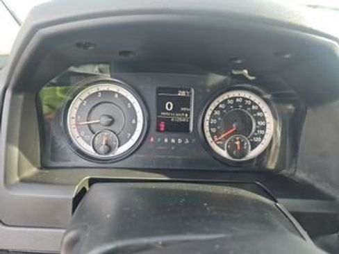 Used 2018 RAM 2500 Tradesman w/ Chrome Appearance Group image 7