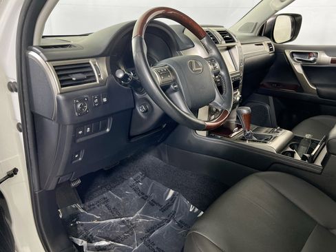 Used 2019 Lexus GX 460 Premium AWD/4WD image 9