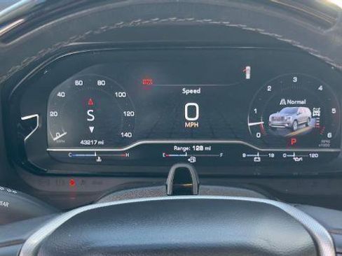 Used 2023 GMC Yukon Denali w/ Denali Reserve Package image 19