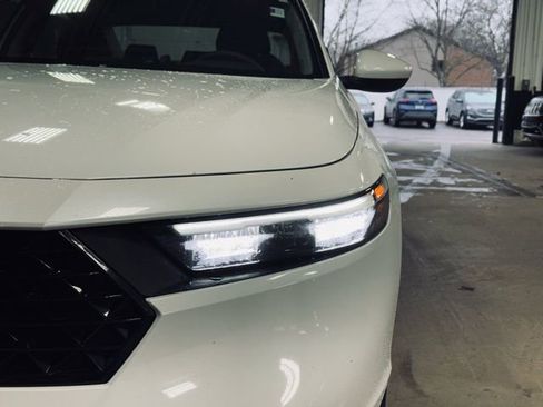 Used 2024 Honda Accord EX image 3