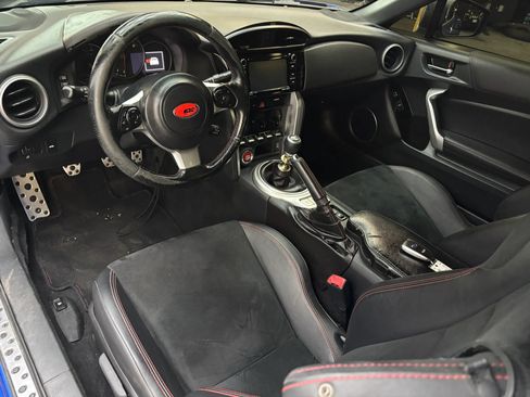 Used 2017 Subaru BRZ Limited w/ Performance Package RWD image 13