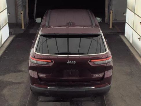 Certified 2024 Jeep Grand Cherokee L Limited w/ Trailer Tow Package image 6