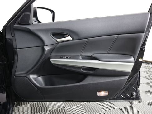 Used 2009 Honda Accord EX-L image 25