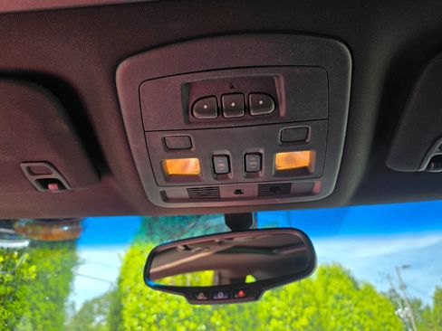 Used 2011 Cadillac CTS Premium image 29