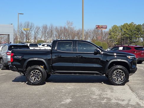 Used 2023 Chevrolet Colorado ZR2 w/ ZR2 Convenience Package III image 6