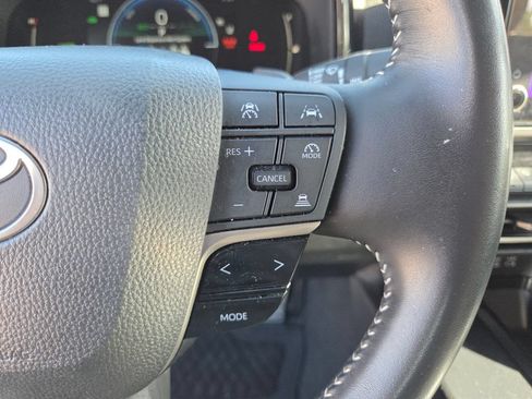 Certified 2025 Toyota Camry SE w/ Convenience Package FWD image 30