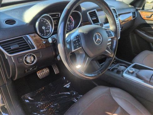 Used 2015 Mercedes-Benz ML 400 4MATIC image 10
