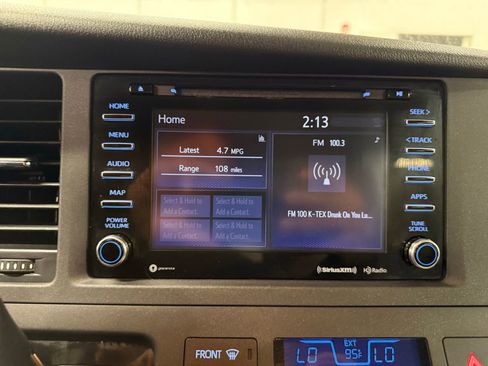 Used 2020 Toyota Sienna LE FWD image 8