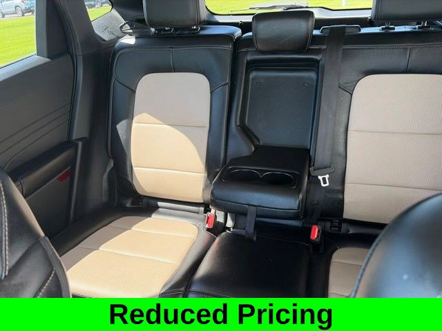 Used 2022 Ford Escape Titanium w/ Titanium Elite Package AWD/4WD image 32
