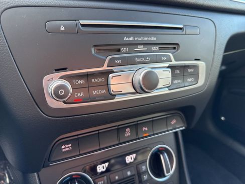 Used 2018 Audi Q3 2.0T Premium Plus w/ Premium Plus Package image 36