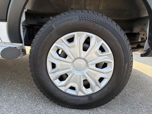 Used 2024 Ford Transit 250 Low Roof w/ Exterior Upgrade Package image 20