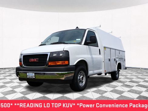 New 2025 GMC Savana 3500 w/ Power Convenience Package image 2
