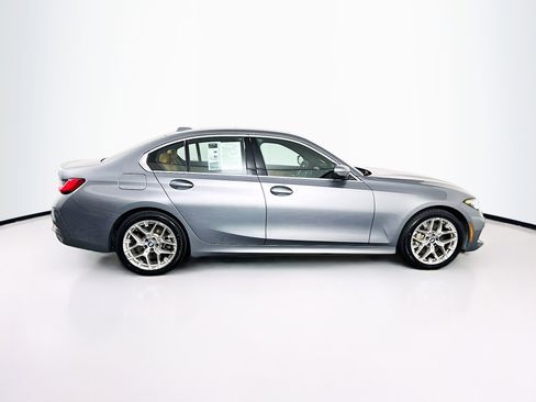 Used 2025 BMW 330i Sedan image 10